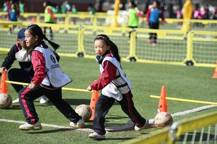 女孩足球节丨全国18个城市共迎2018亚足联女足日 女孩足球节丨全国18个城市共迎2018亚足联女足日